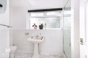 Photo 30- click for photo gallery